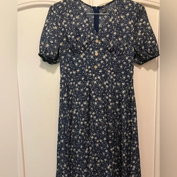 baltic born tulle dress Baltic Born Womens Layla Tulle Maxi Dress | Navy Multi | Color: Dark Blue Floral